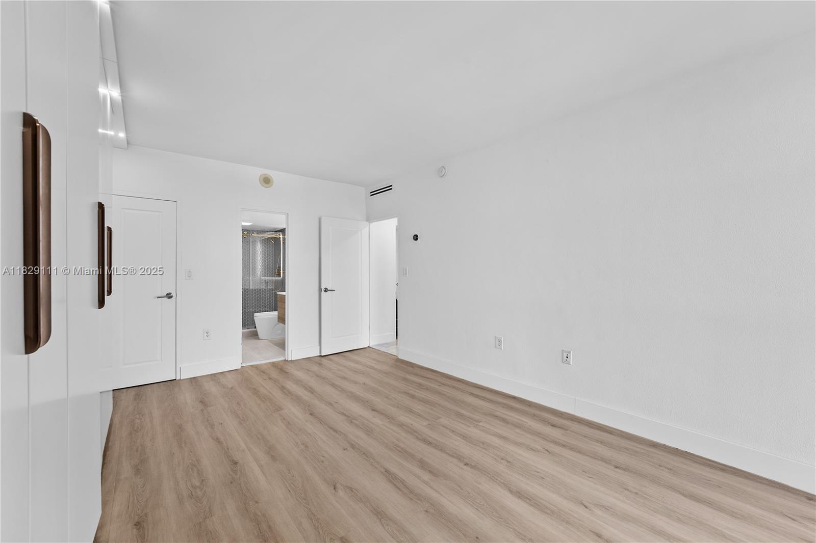 10275 Collins Ave #1035, Bal Harbour, Florida image 18