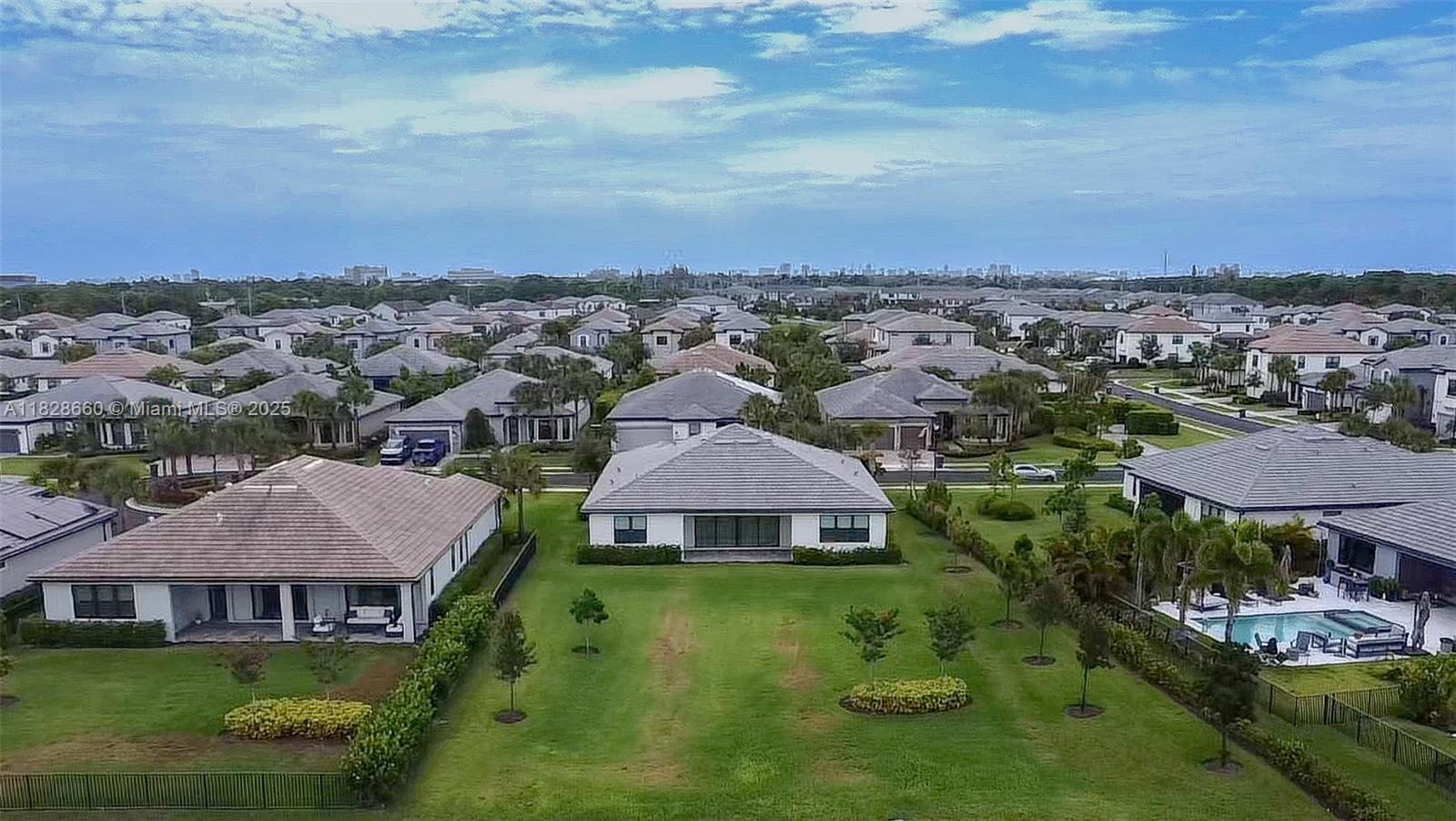 4527 Blessed Place Dr, Oakland Park, Florida image 10