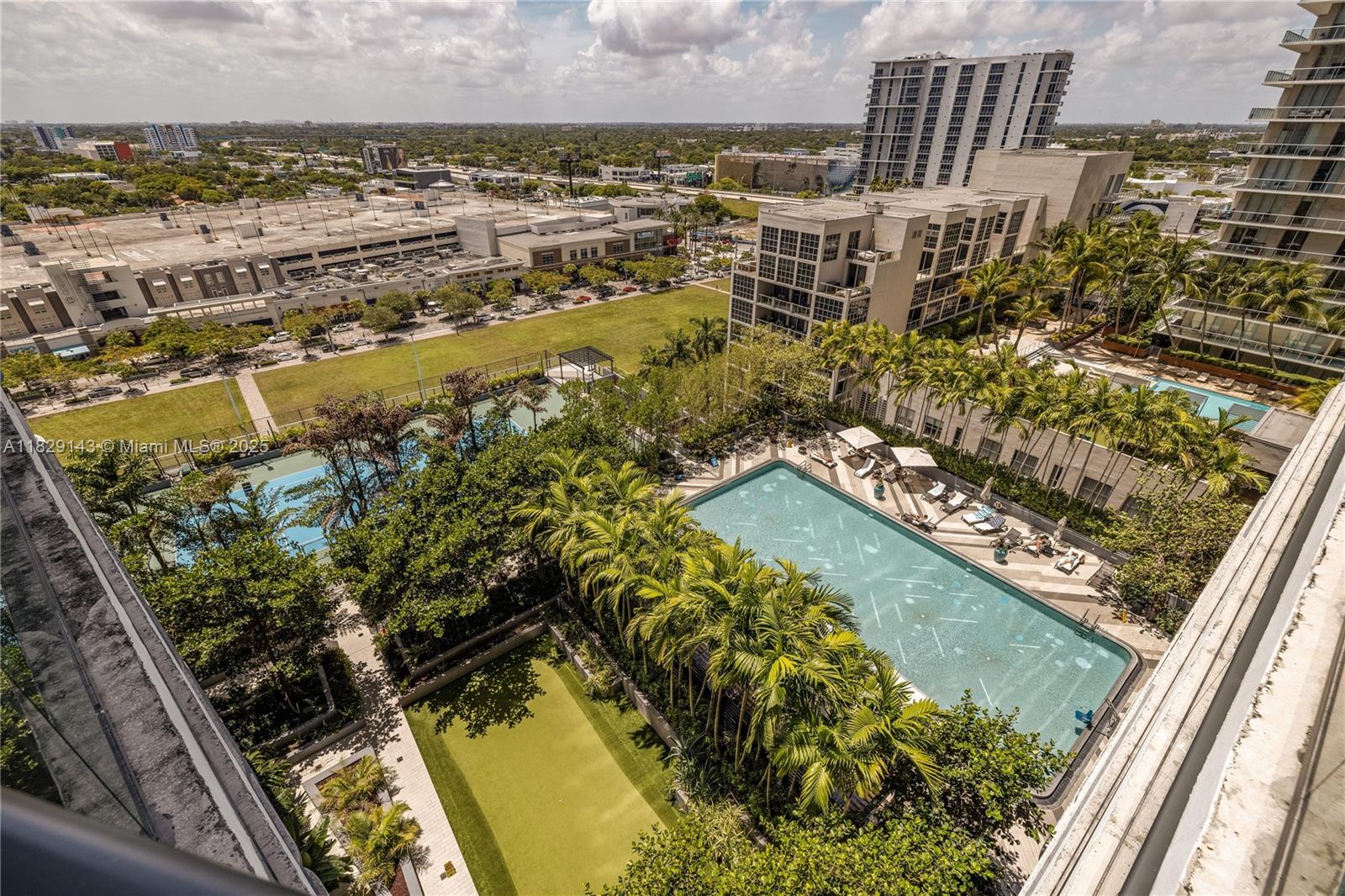 121 NE 34th St #1514, Miami, Florida image 11