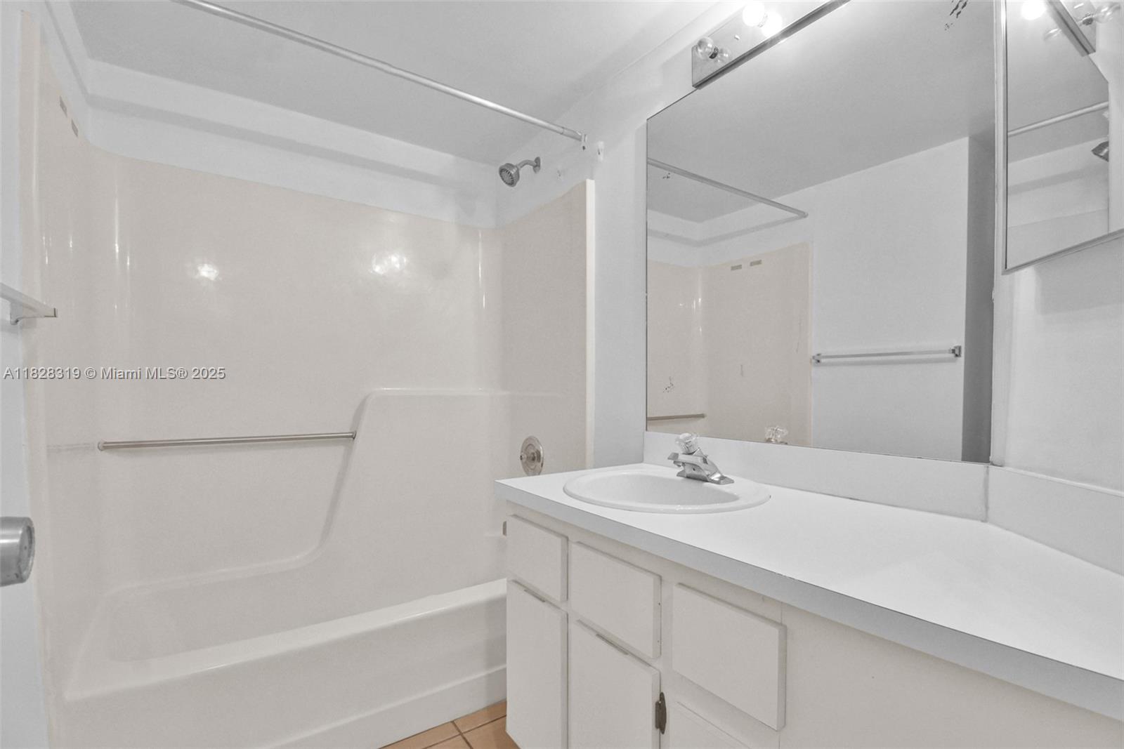 10501 W Broward Blvd #304, Plantation, Florida image 17