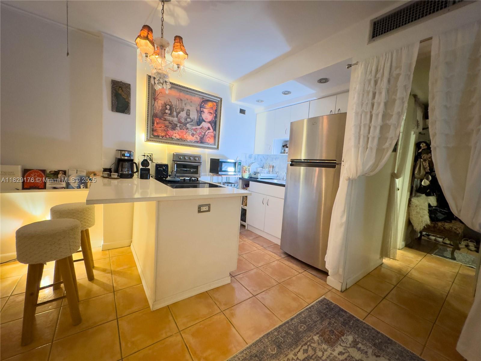 770 NE 69th St #2E, Miami, Florida image 14