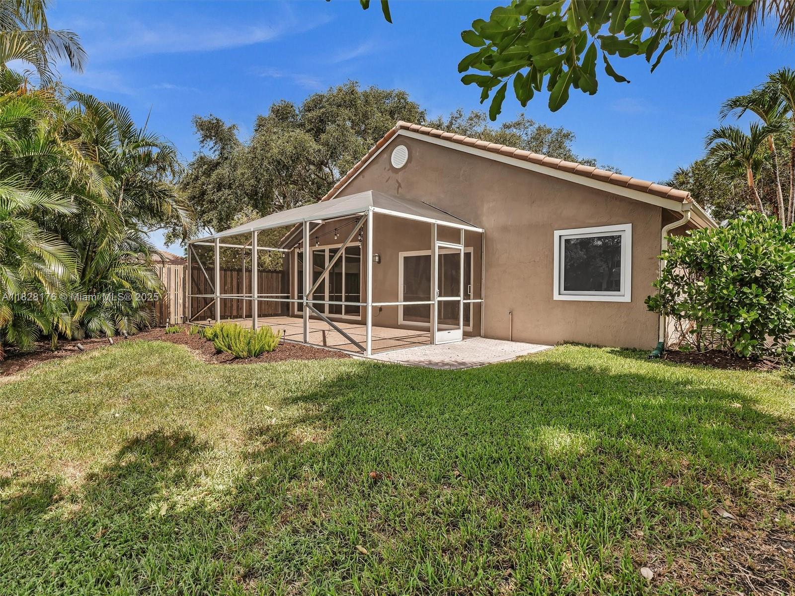 10370 NW 11th St, Plantation, Florida image 24