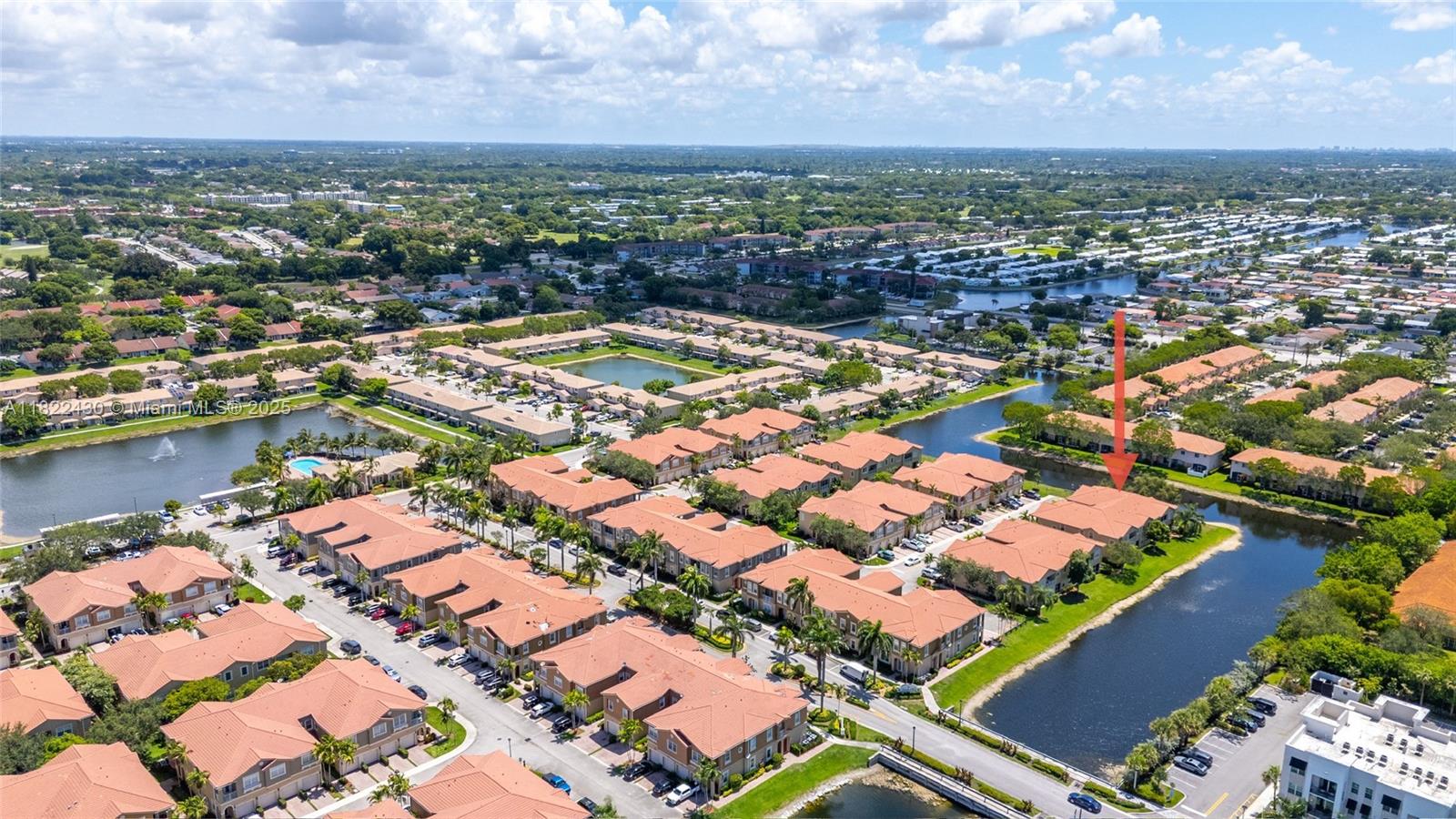 19900 E Country Club Dr #104, Aventura, Florida image 45