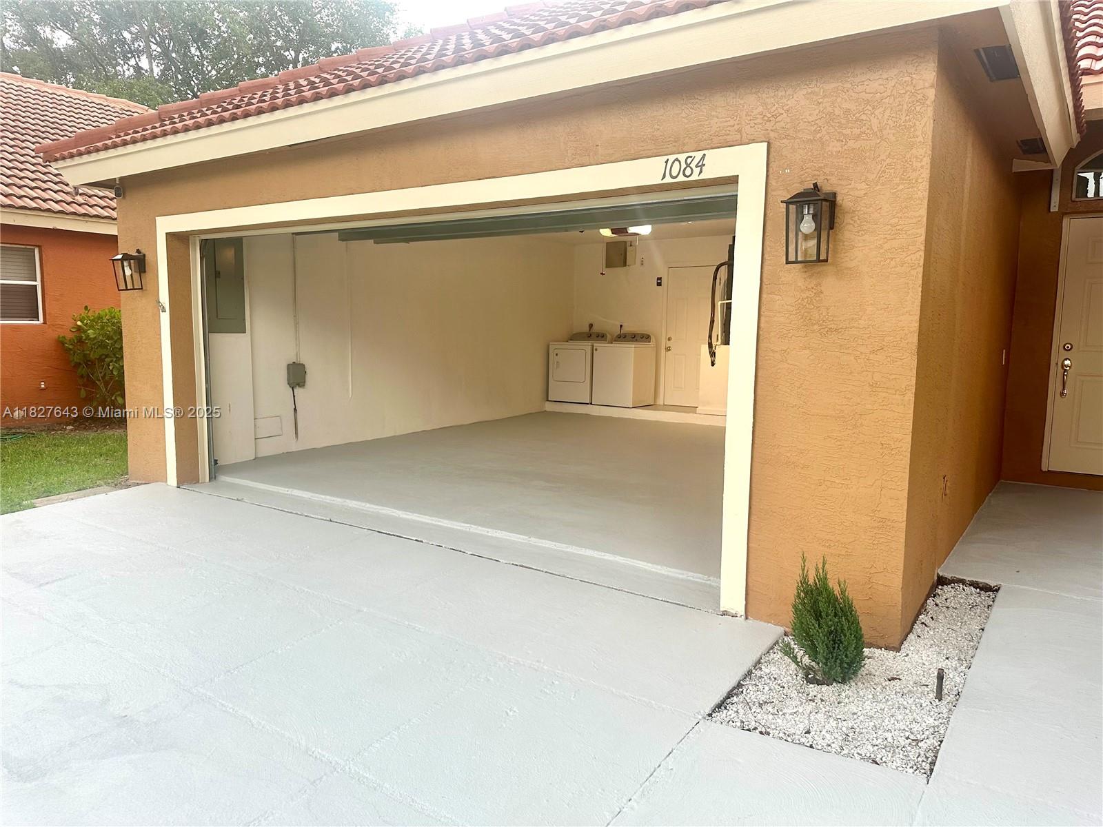 1084 Aspri Way, Riviera Beach, Florida image 4
