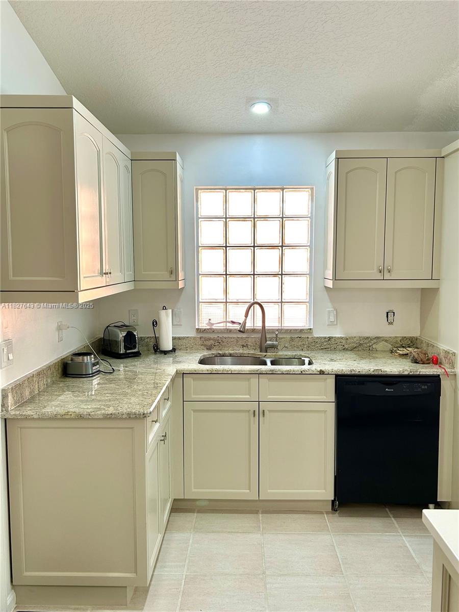 1084 Aspri Way, Riviera Beach, Florida image 7