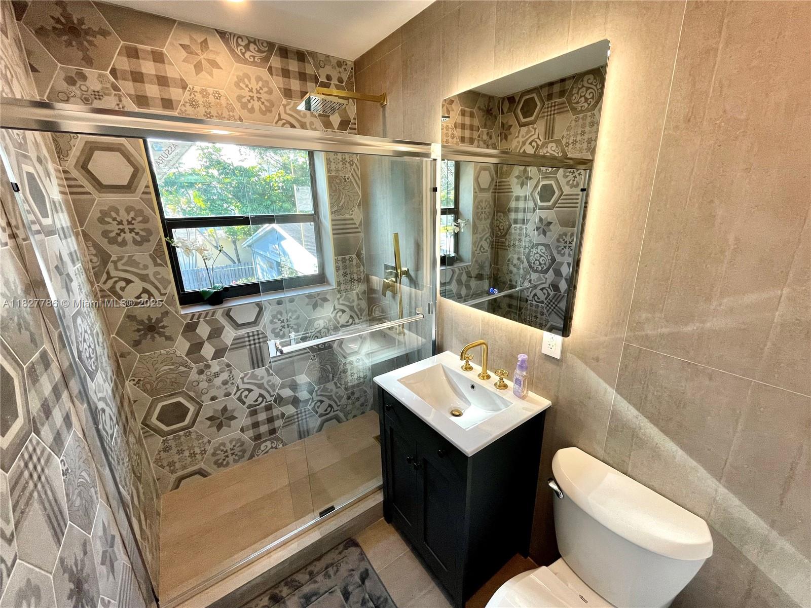 1215 E Broward Blvd, Fort Lauderdale, Florida image 23
