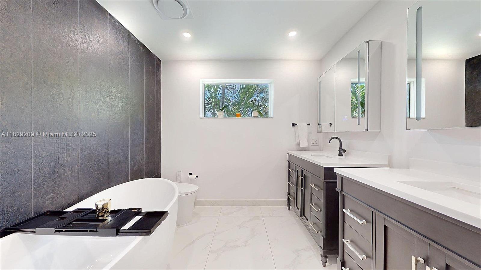 1222 Cortez St, Coral Gables, Florida image 16