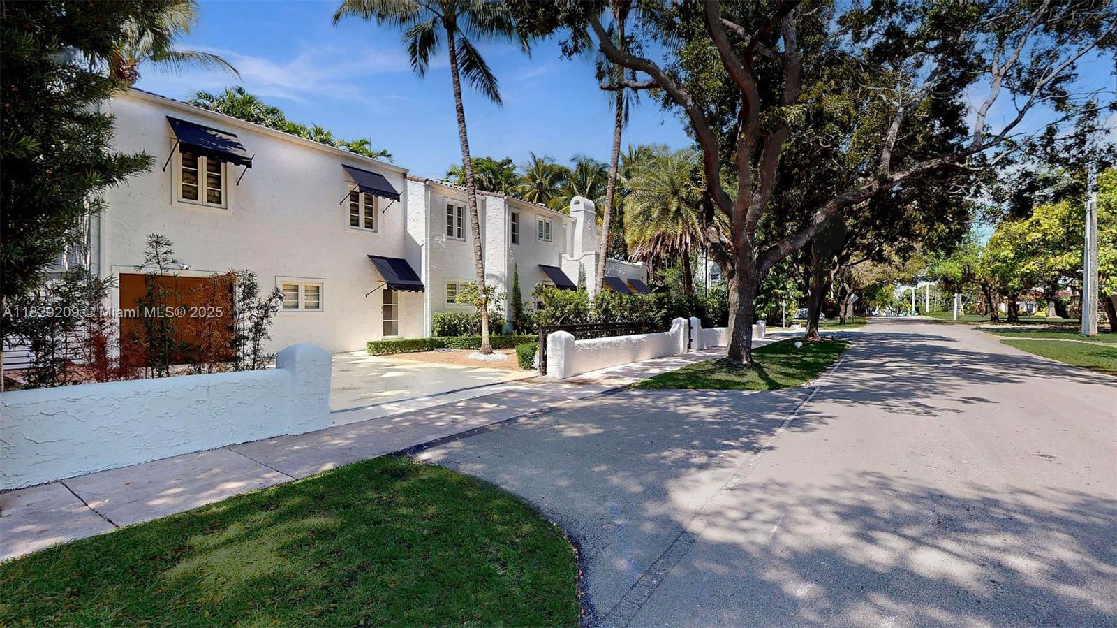 1222 Cortez St, Coral Gables, Florida image 4