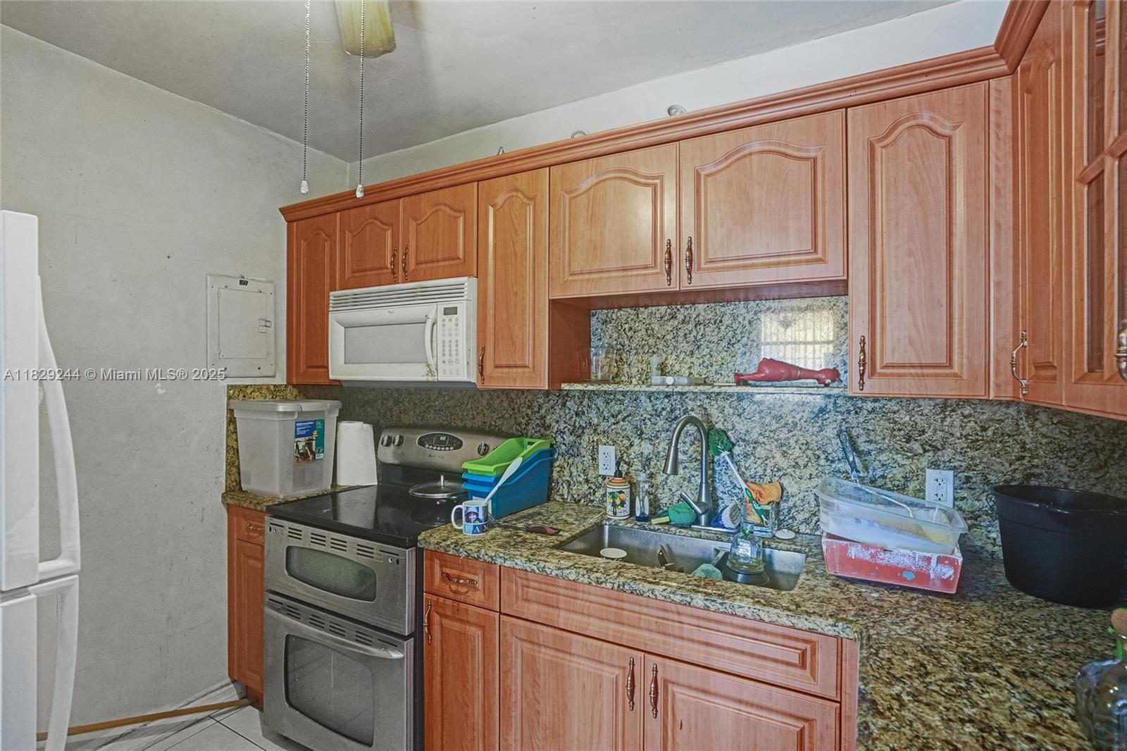 100 SW 67th Ct, Miami, Florida image 17