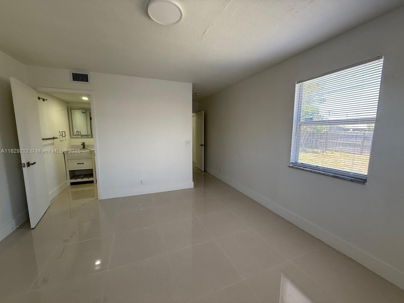 1494 W 34th St, Riviera Beach, Florida image 16