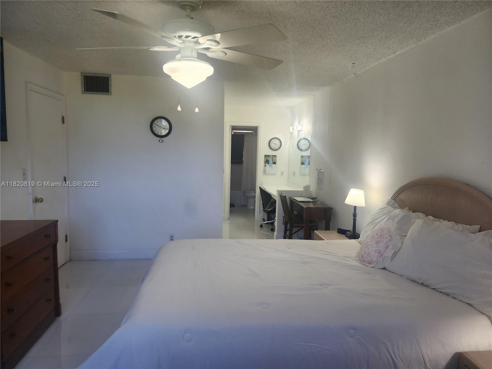 2541 Aragon Blvd #105, Sunrise, Florida image 21