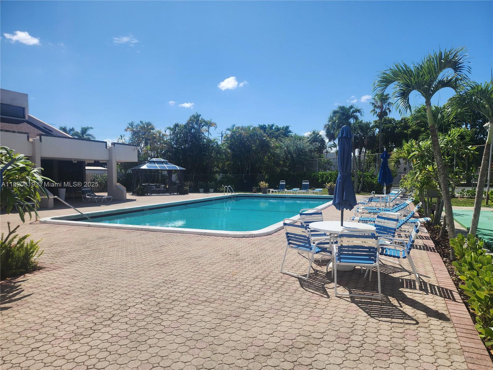 2541 Aragon Blvd #105, Sunrise, Florida image 22