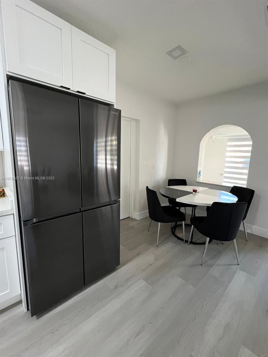 1214 NE 180th St, North Miami Beach, Florida image 5