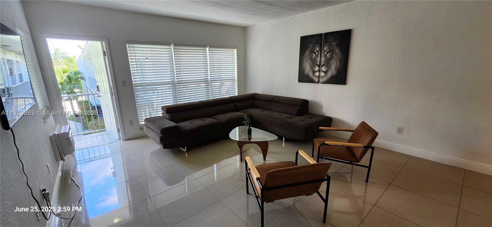 Property photo # 9