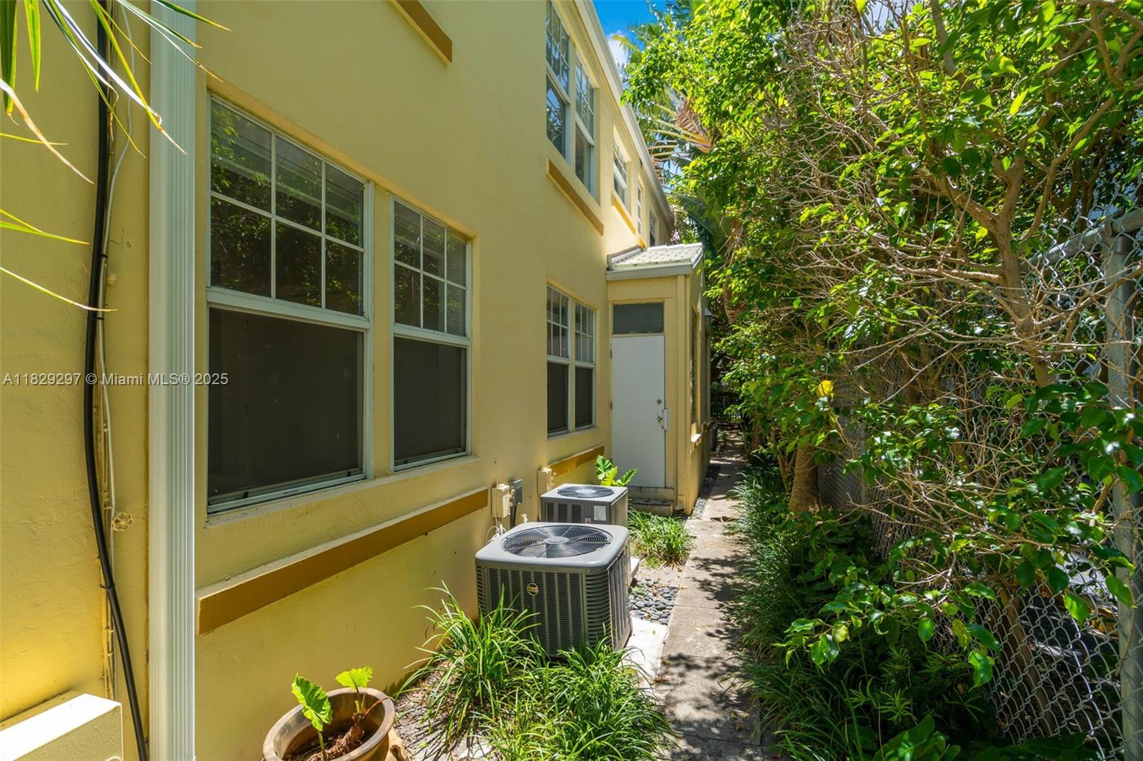 810 11th Street #102, Miami Beach, Florida image 28