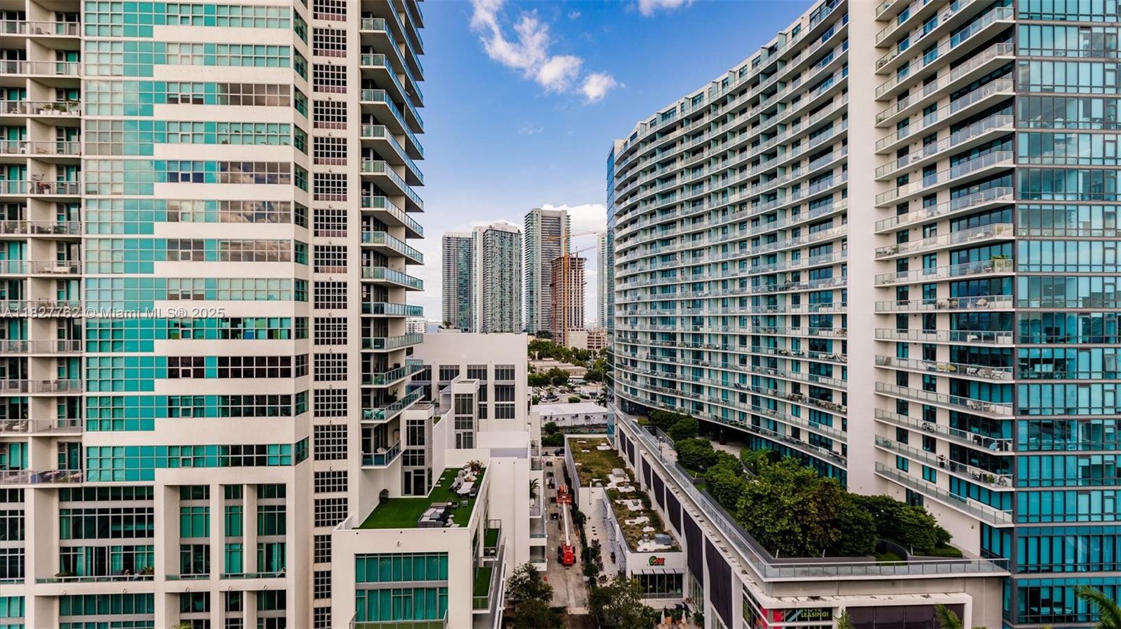 Condo for Sale in Miami, FL