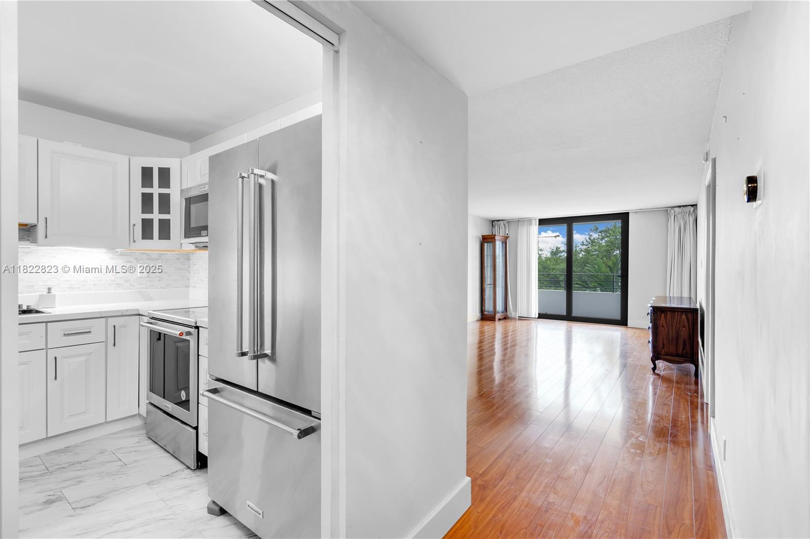600 Three Islands Blvd #310, Hallandale Beach, Florida image 11