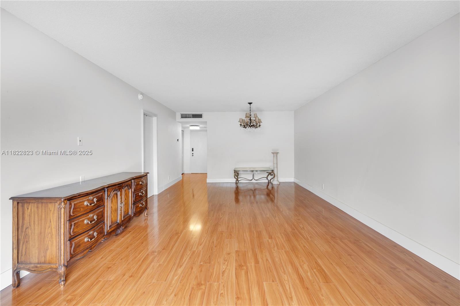600 Three Islands Blvd #310, Hallandale Beach, Florida image 14