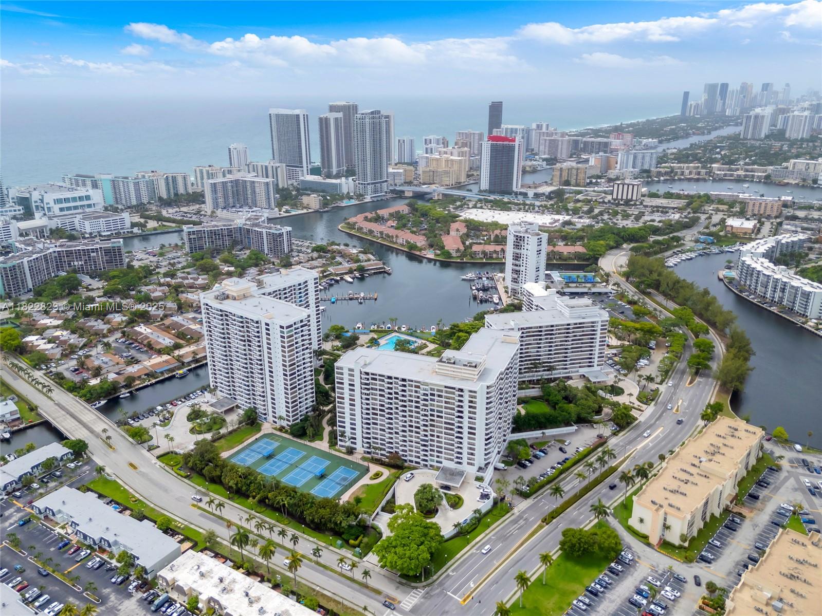 600 Three Islands Blvd #310, Hallandale Beach, Florida image 31