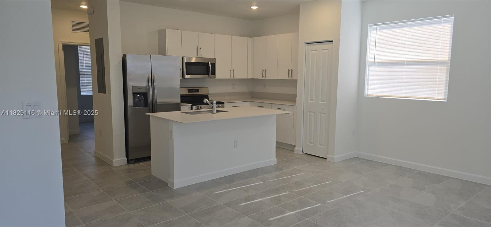1162 SE 1 Terrace, Florida City, Florida image 7