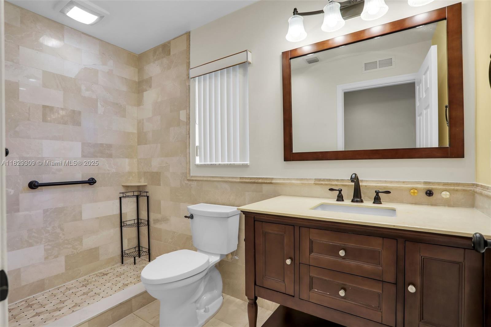 1153 Areca Way, Weston, Florida image 27
