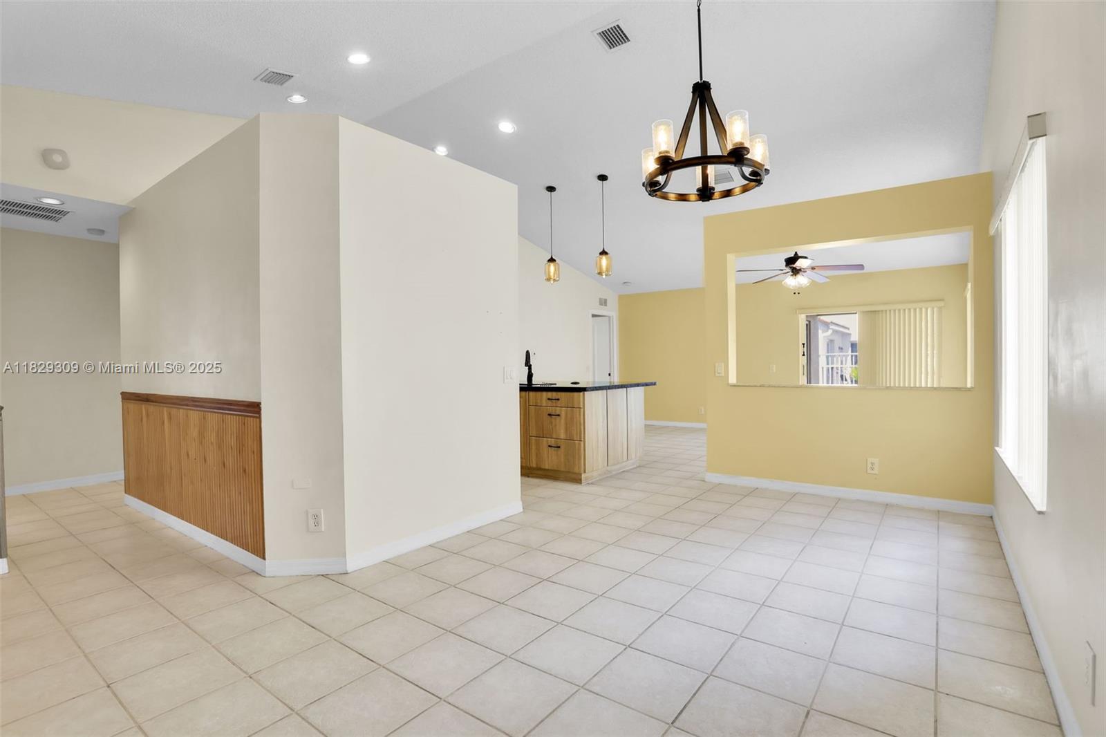 1153 Areca Way, Weston, Florida image 9