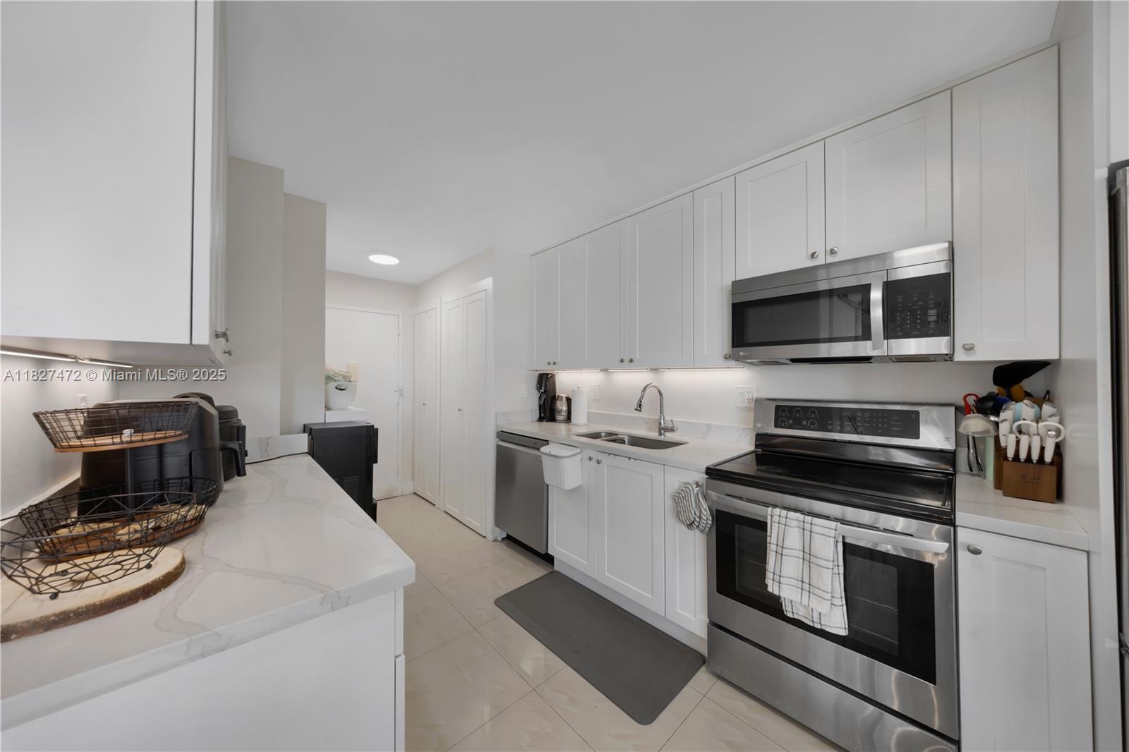 Property photo # 9