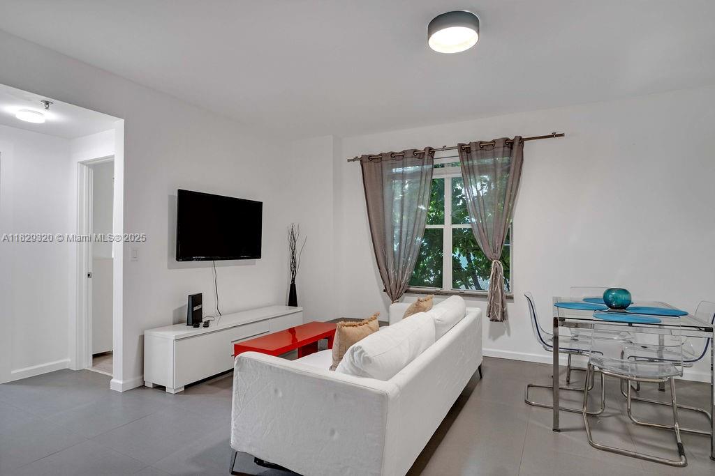 747 Michigan Ave #201, Miami Beach, Florida image 1