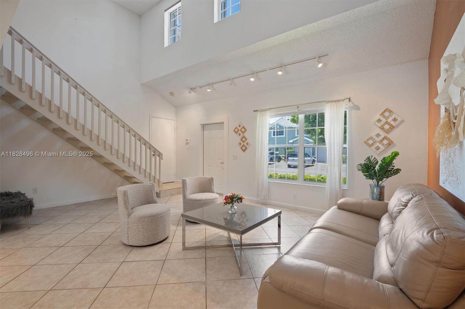 4967 SW 123rd Ter, Cooper City, Florida image 2