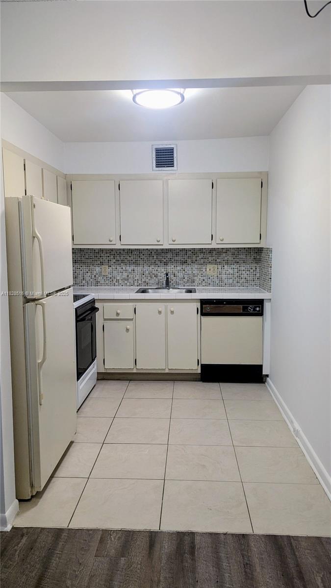 Property photo # 8