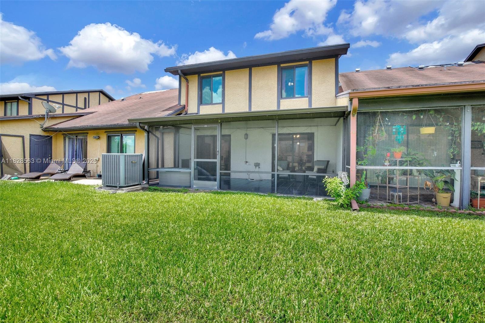 9081 NW 45th St, Sunrise, Florida image 40