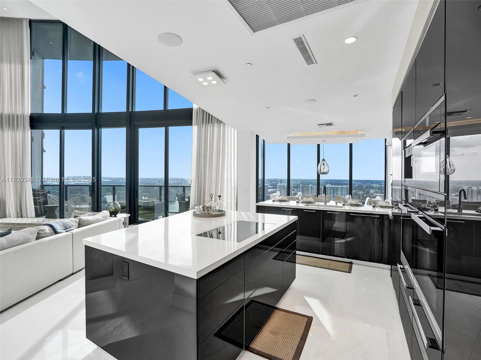 18555 Collins Ave #4403, Sunny Isles Beach, Florida image 17