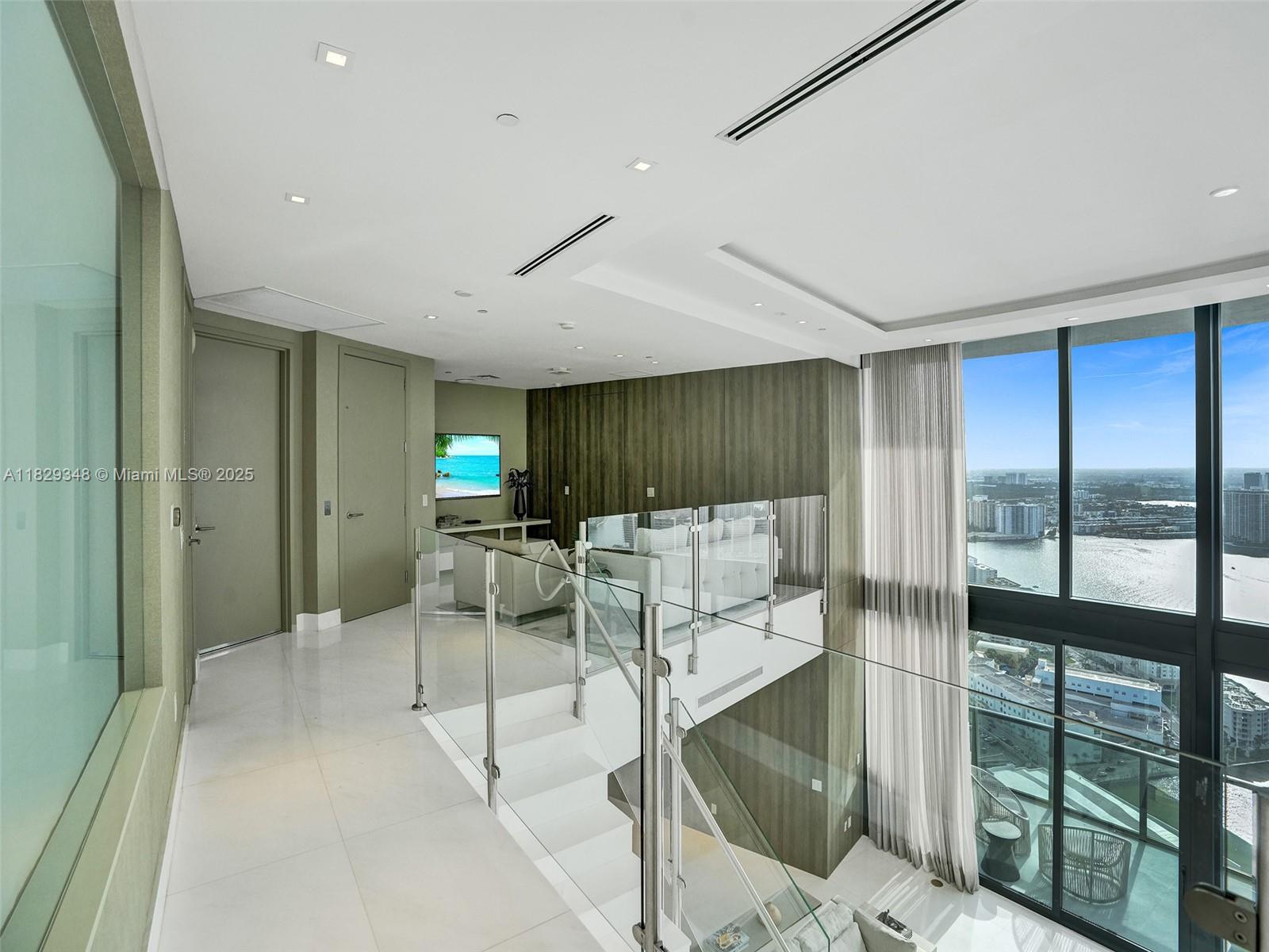 18555 Collins Ave #4403, Sunny Isles Beach, Florida image 37