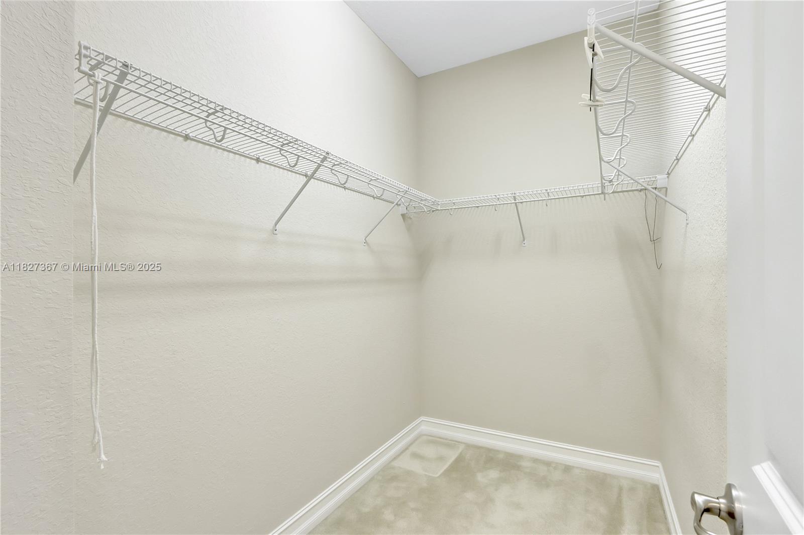 1601 SW 113th Ave, Pembroke Pines, Florida image 32