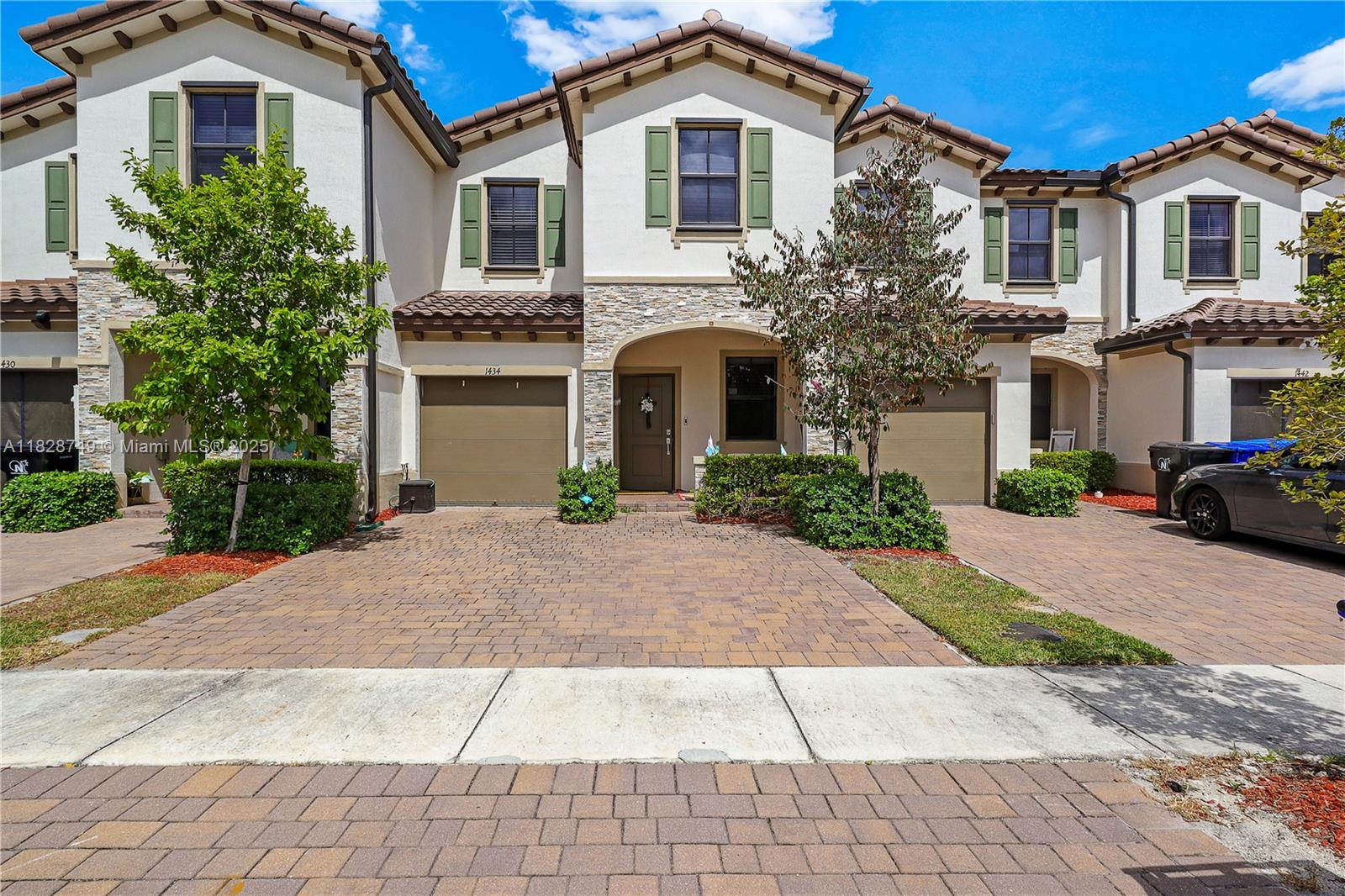 Property photo # 0