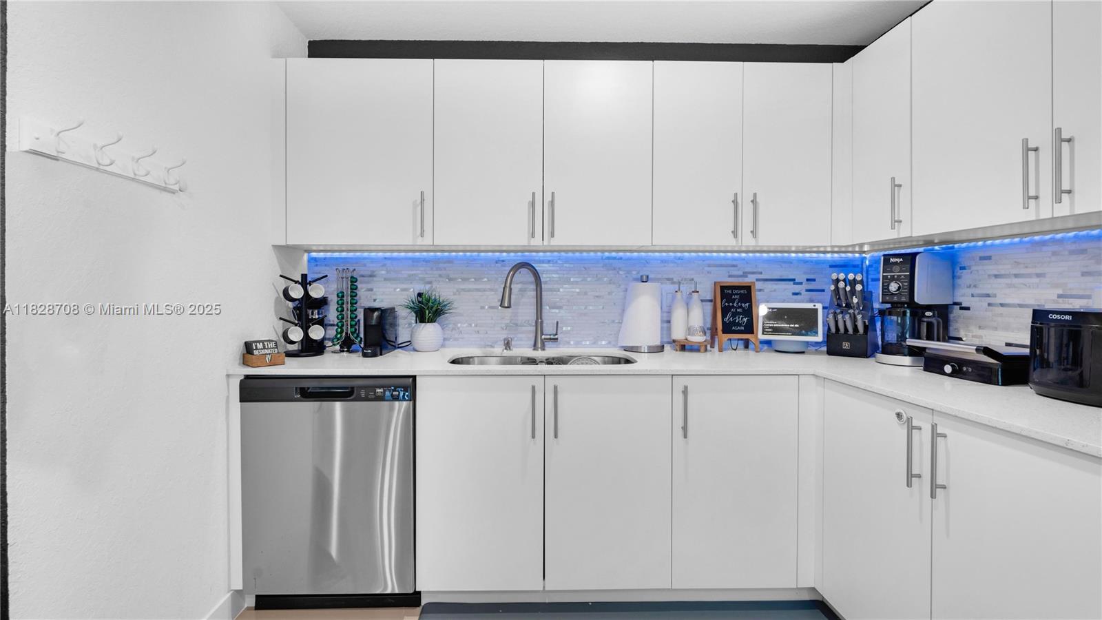 Property photo # 6
