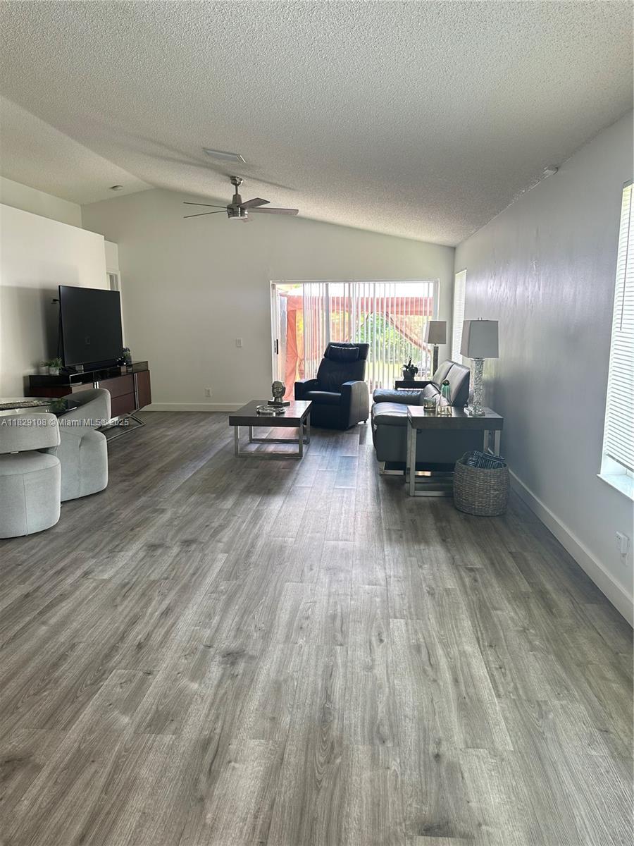 Property photo # 8