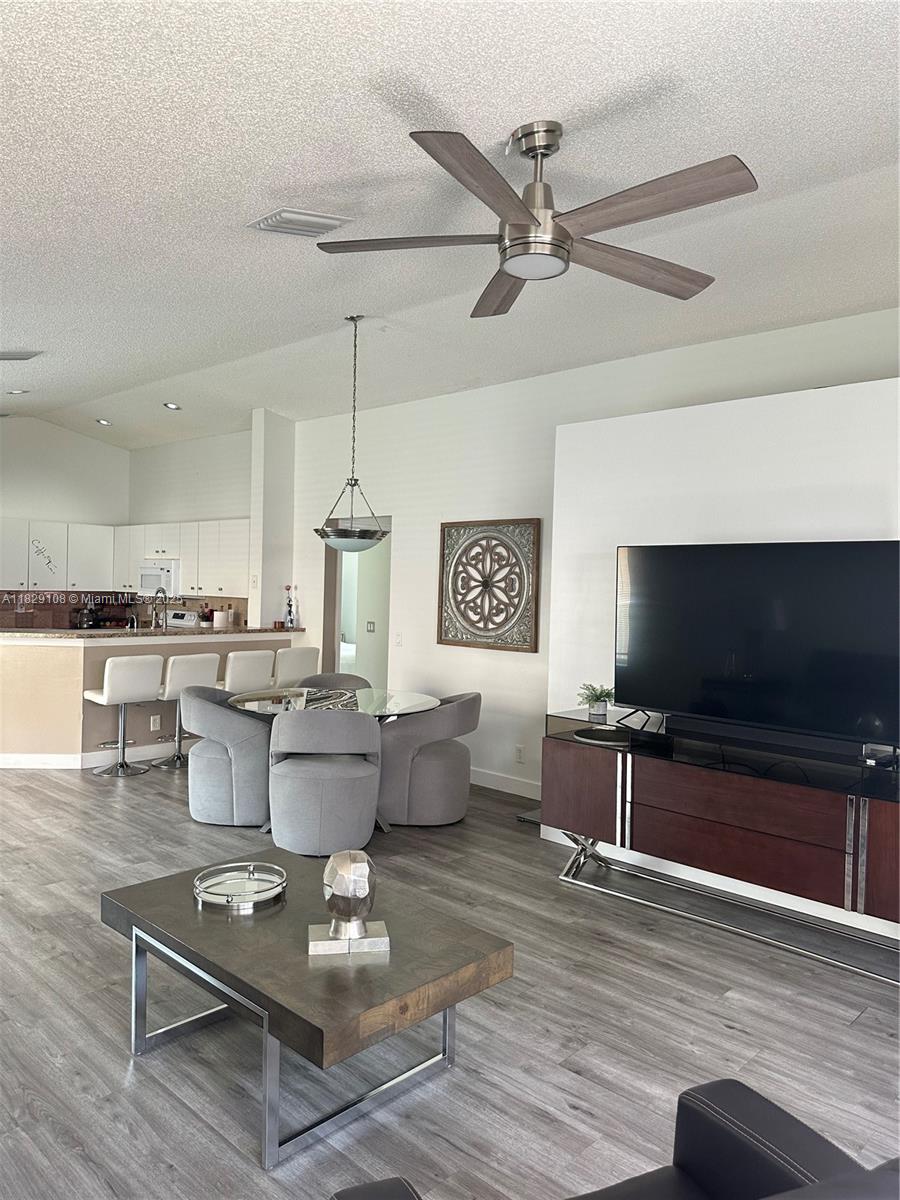 Property photo # 2