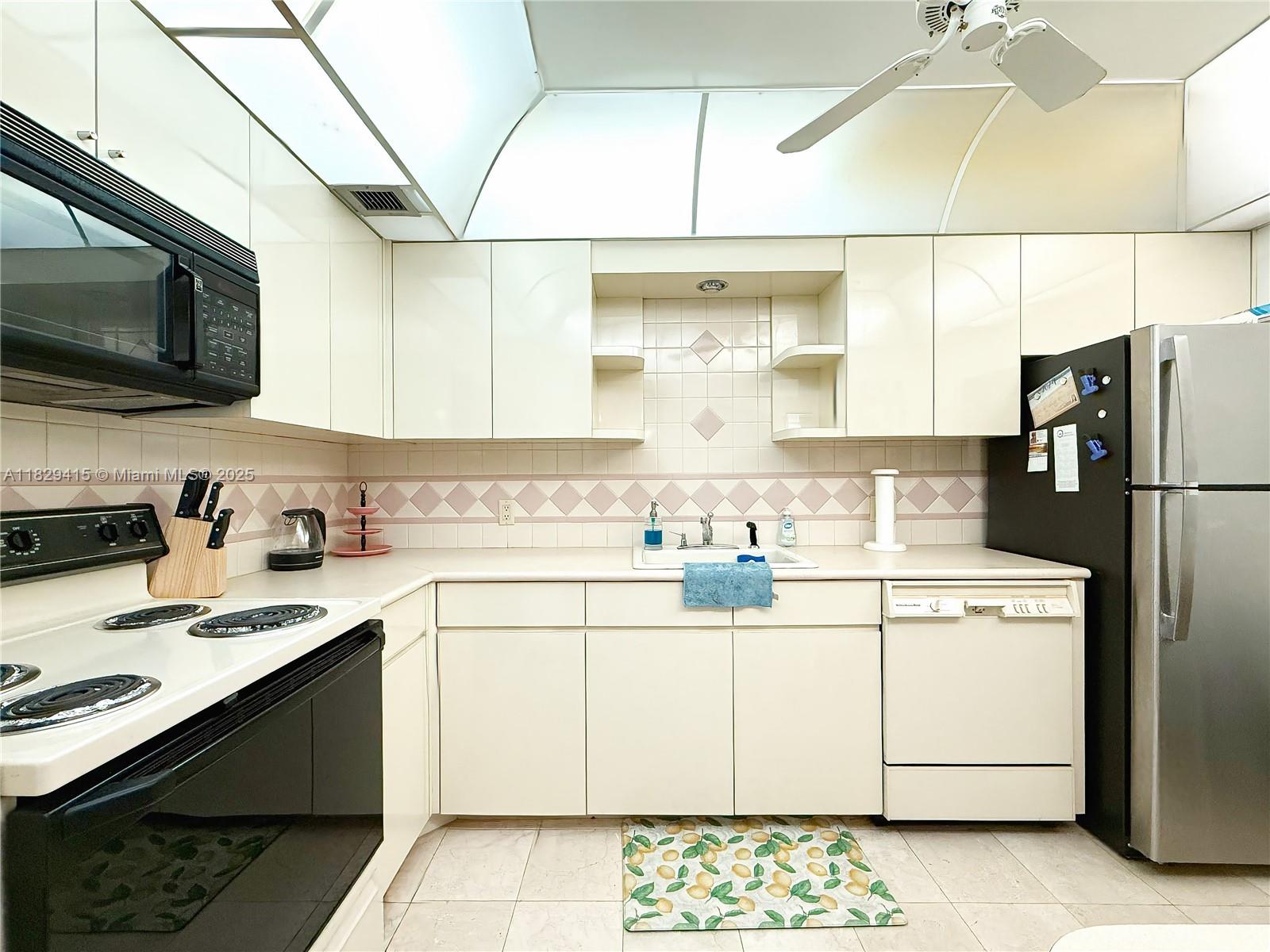 5701 Collins Ave #417, Miami Beach, Florida image 10