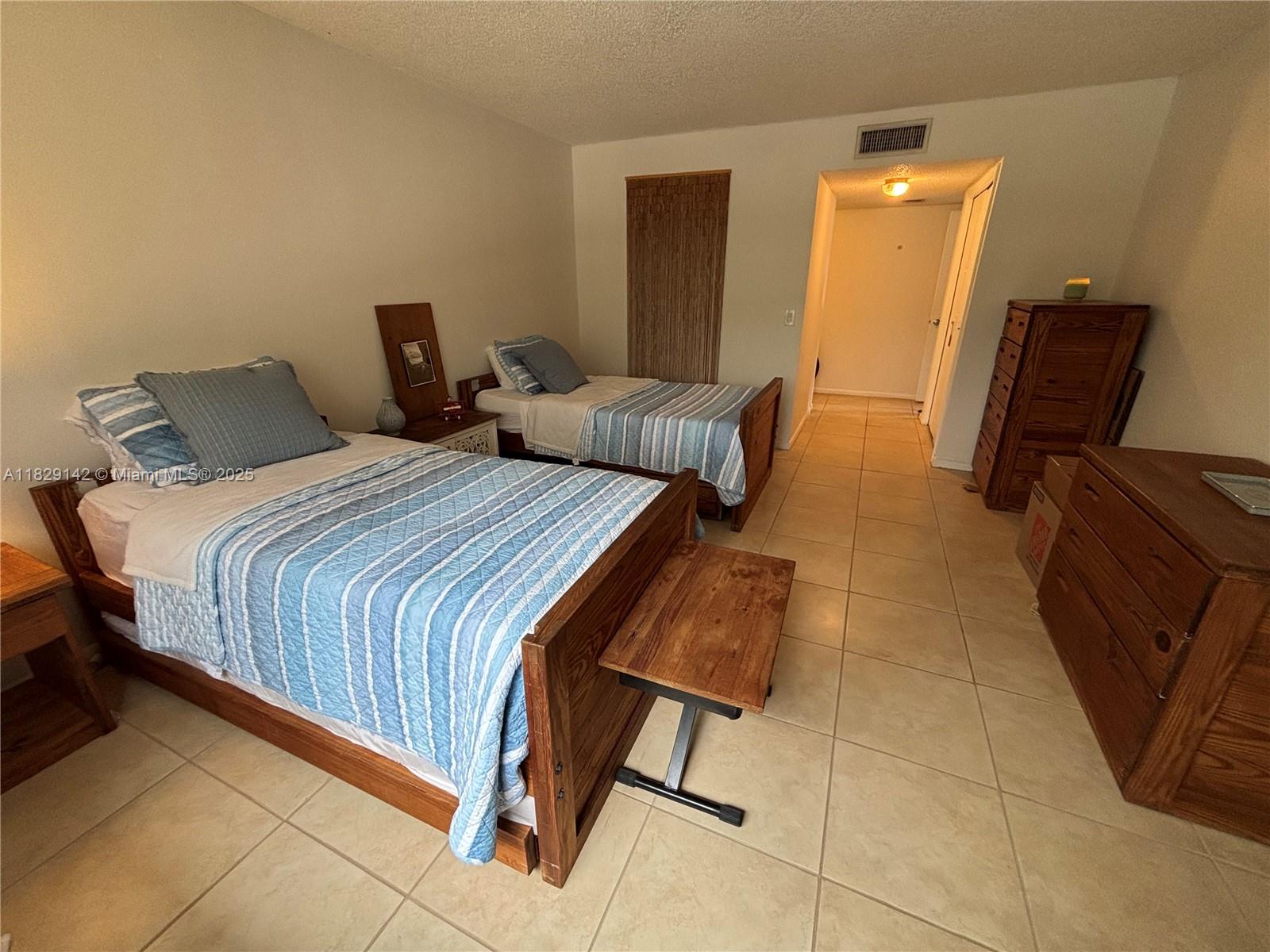 310 Lakeview Dr #201, Weston, Florida image 12