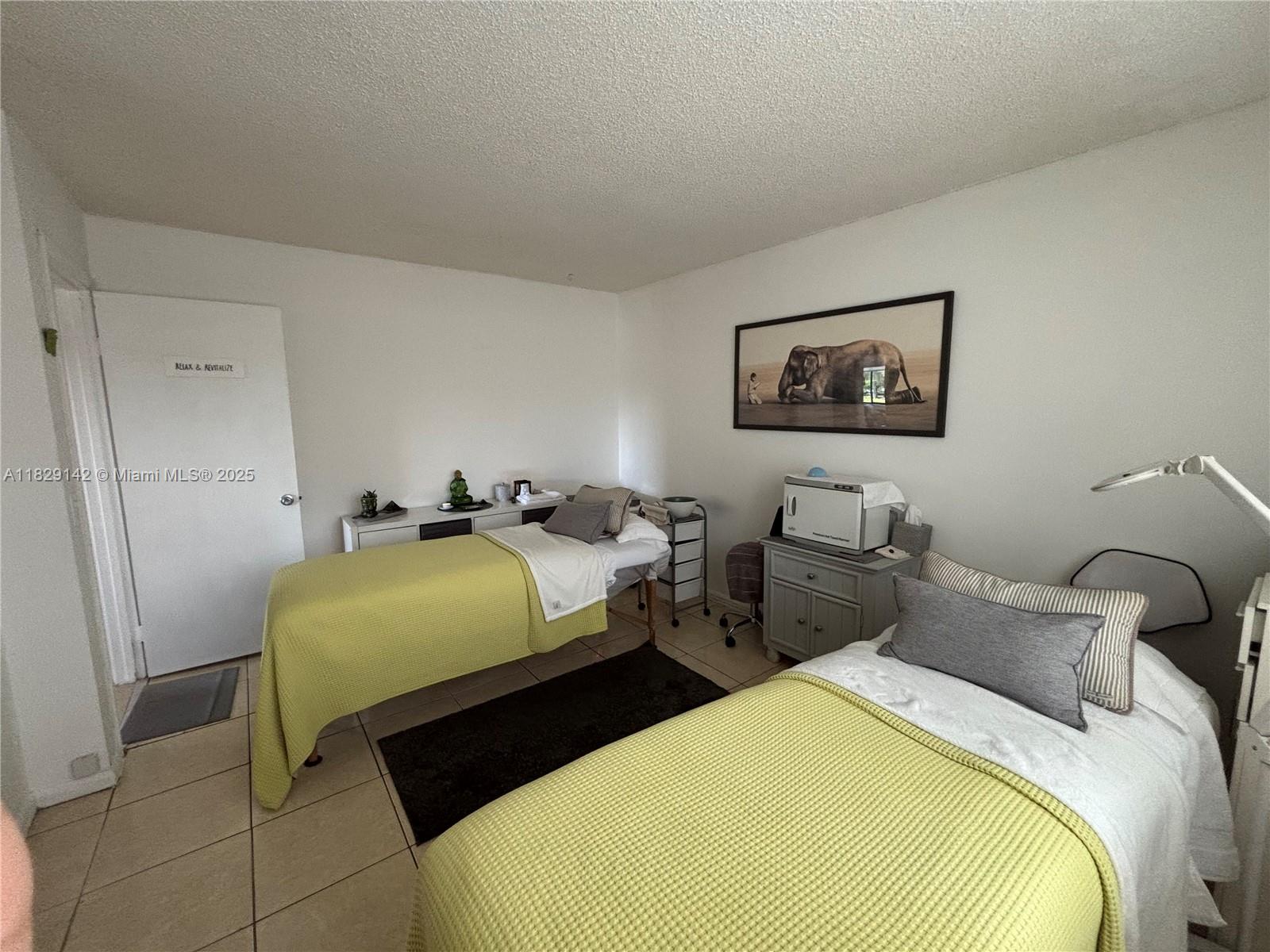 310 Lakeview Dr #201, Weston, Florida image 7