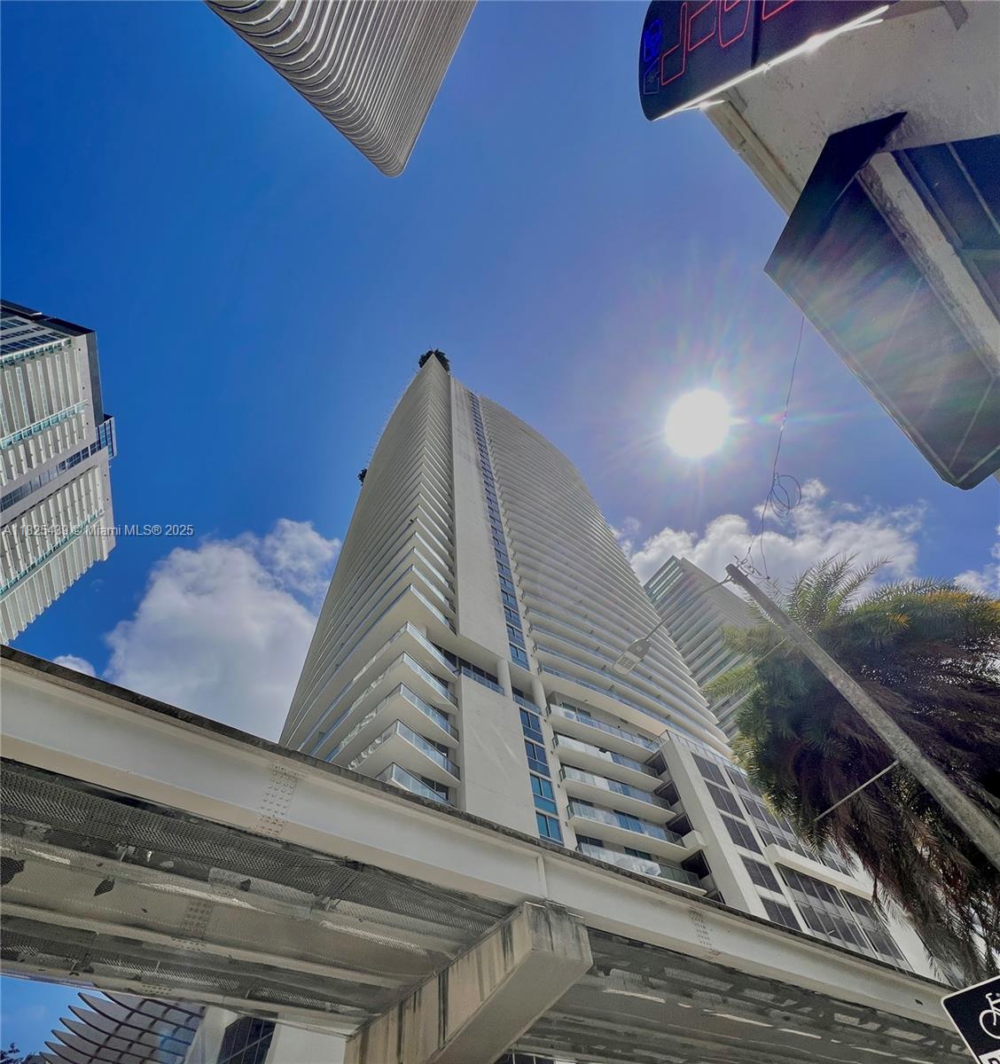 Apartamento para Alugar em Miami, FL