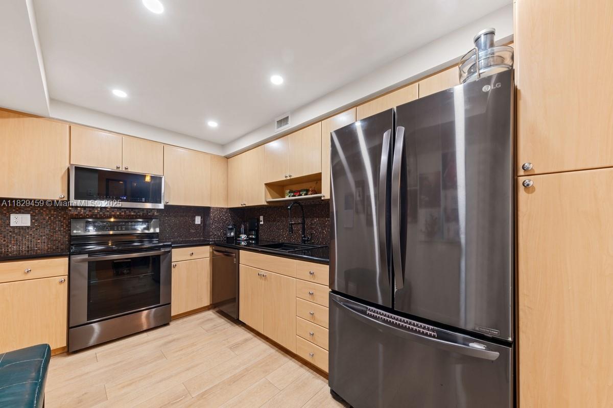 Property photo # 3