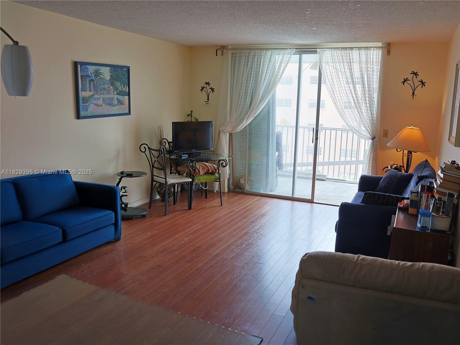 319 NE 14th Ave #505, Hallandale Beach, Florida image 7