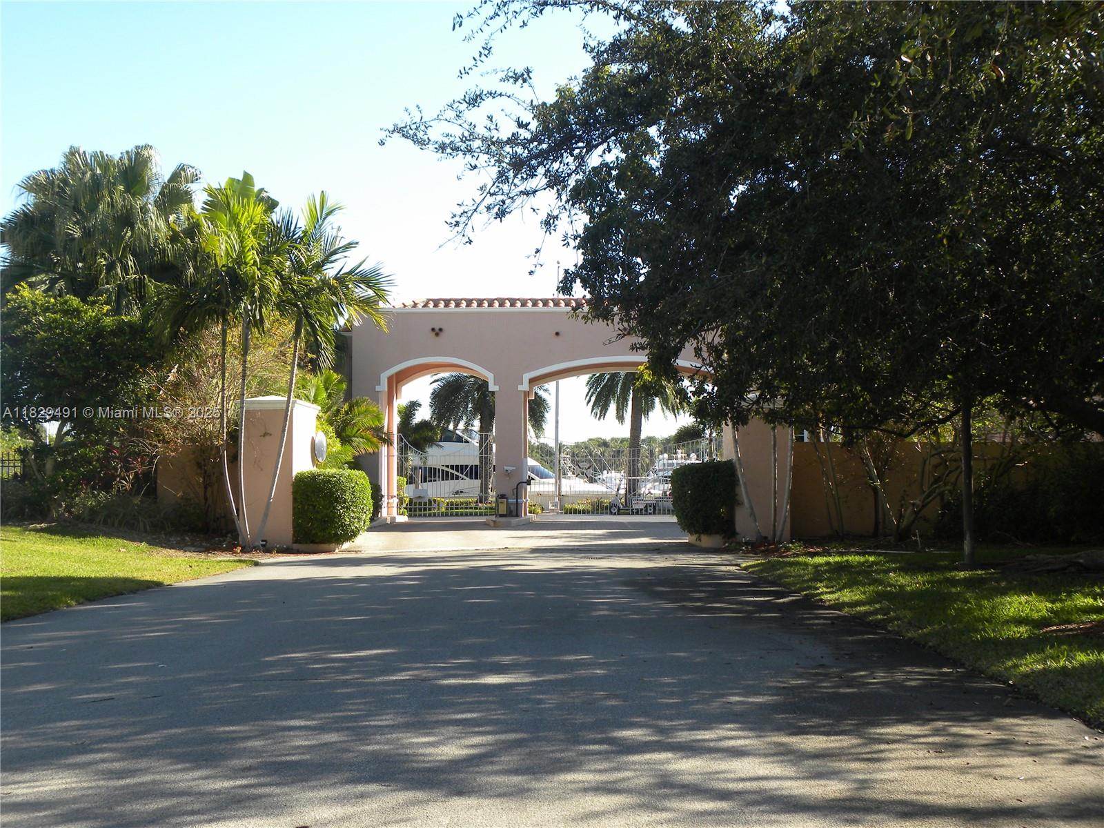 17 Intrepid, Coral Gables, Florida image 8