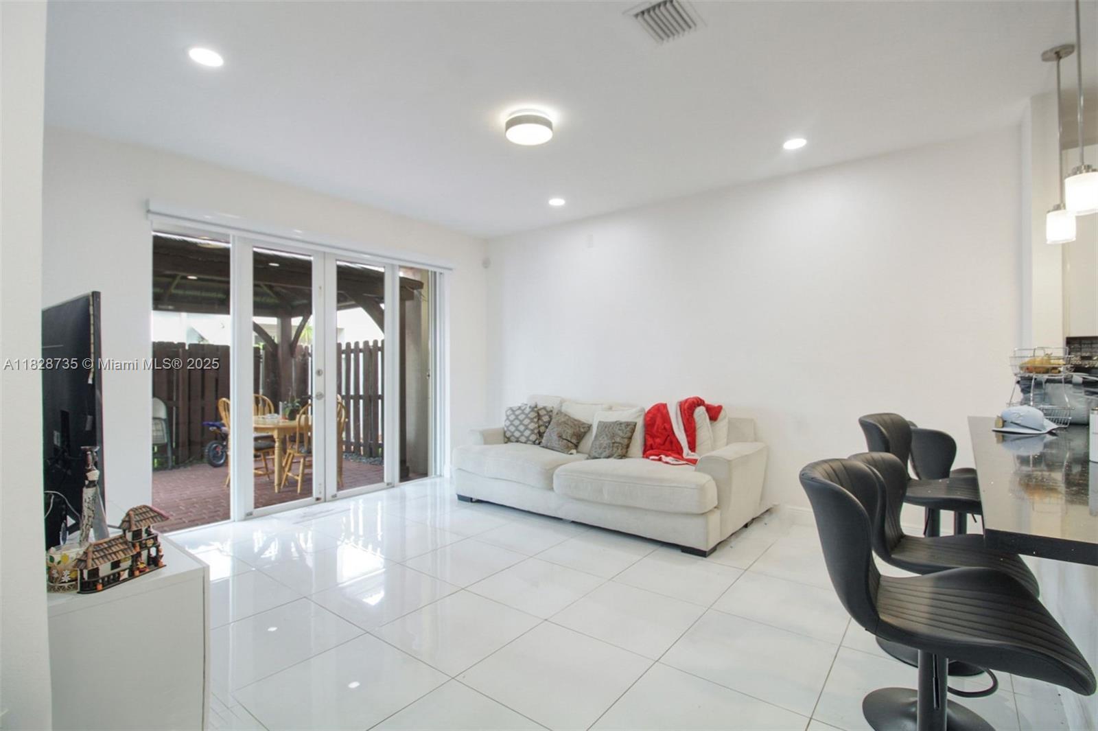 8159 NW 116th Ct, Doral, Florida image 15