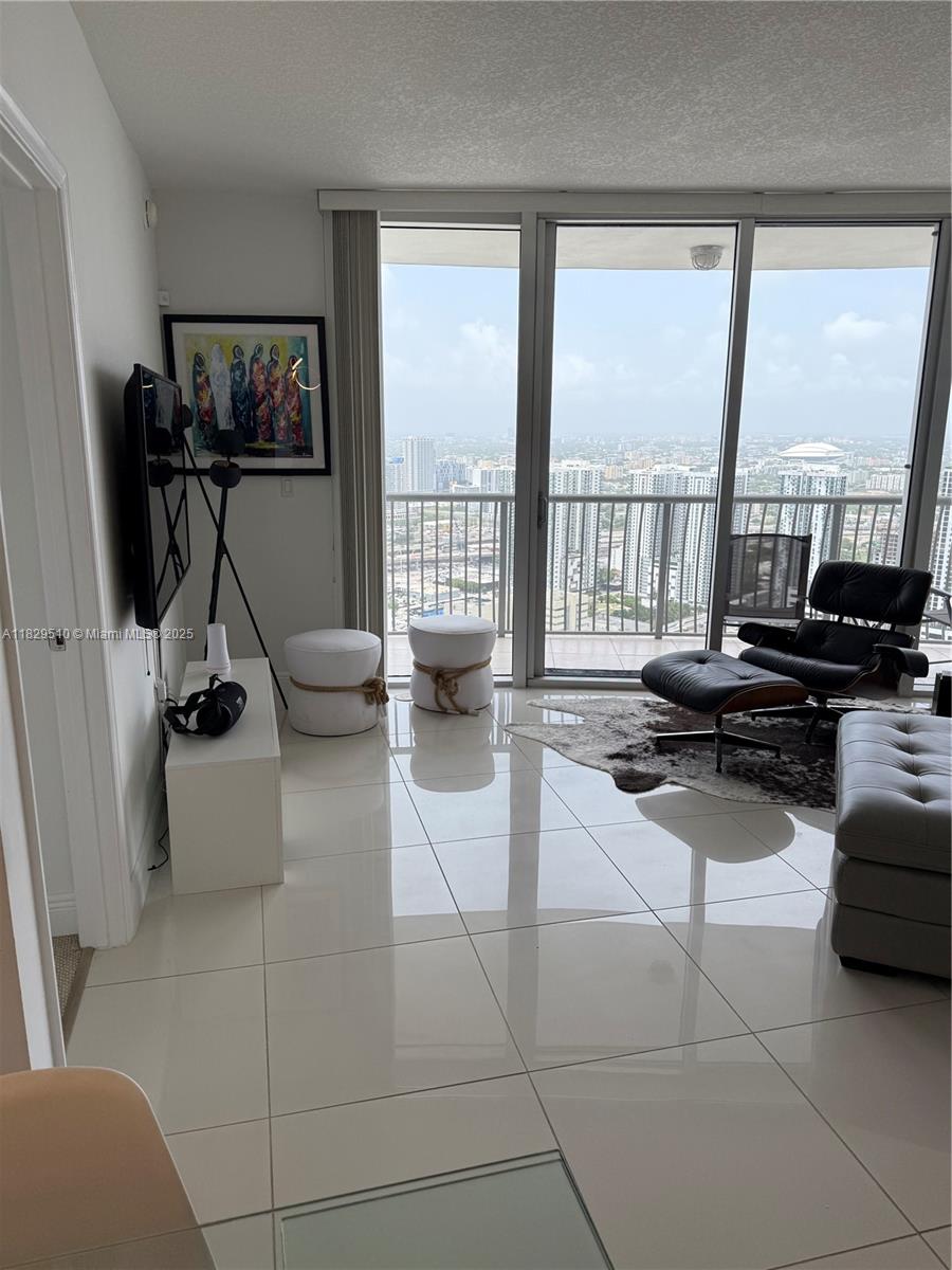 1750 N Bayshore Dr #5114, Miami, Florida image 3
