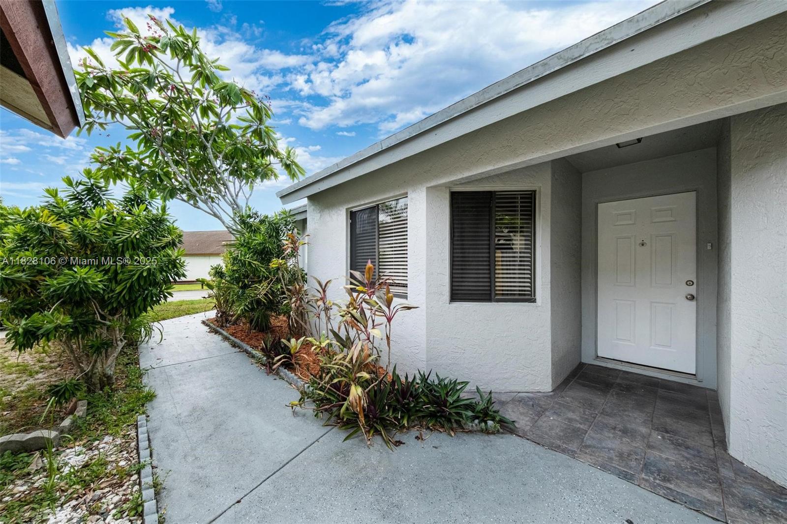 620 Laurel Way, North Lauderdale, Florida image 24