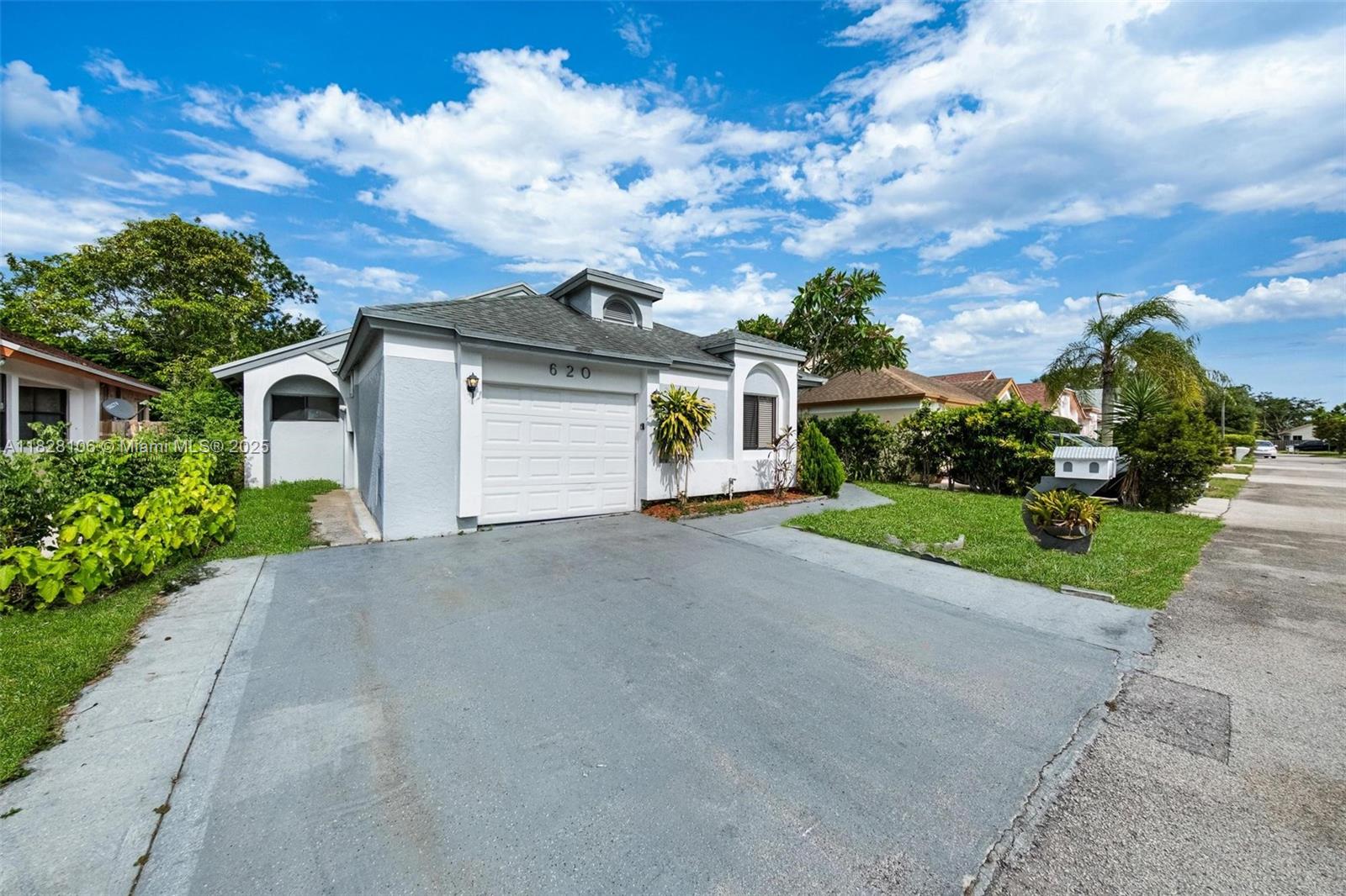 620 Laurel Way, North Lauderdale, Florida image 35