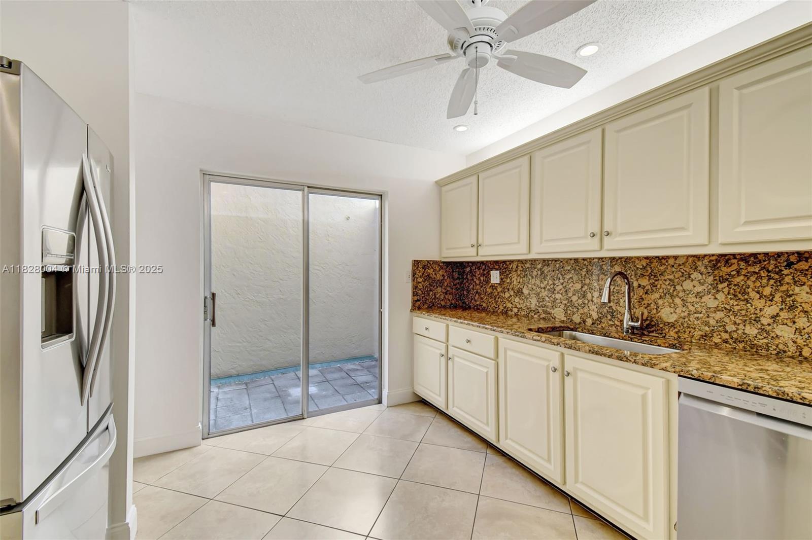 450 NW 66th Ave, Plantation, Florida image 15